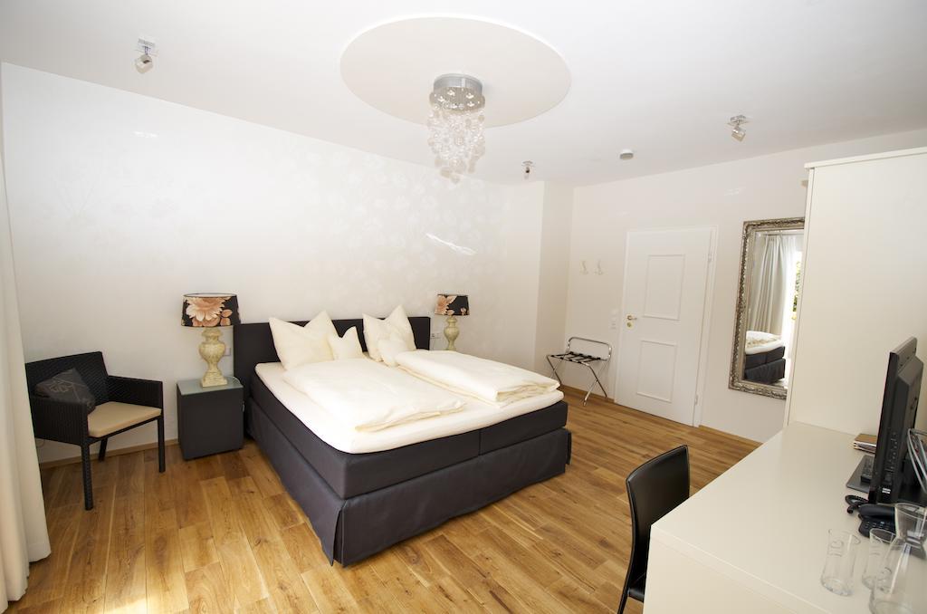 Boutique Hotel Friesinger Kressbronn am Bodensee Zimmer foto